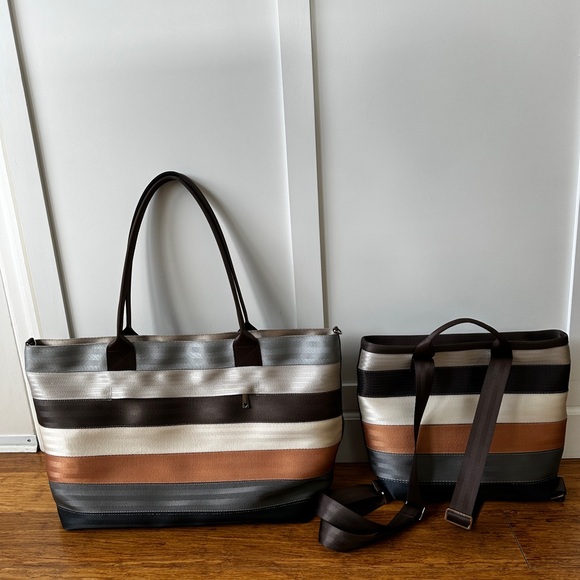 Blowout!!! 2 Harvey Seatbelt Streamline Treecycle Collector bags - Picture 3 of 15